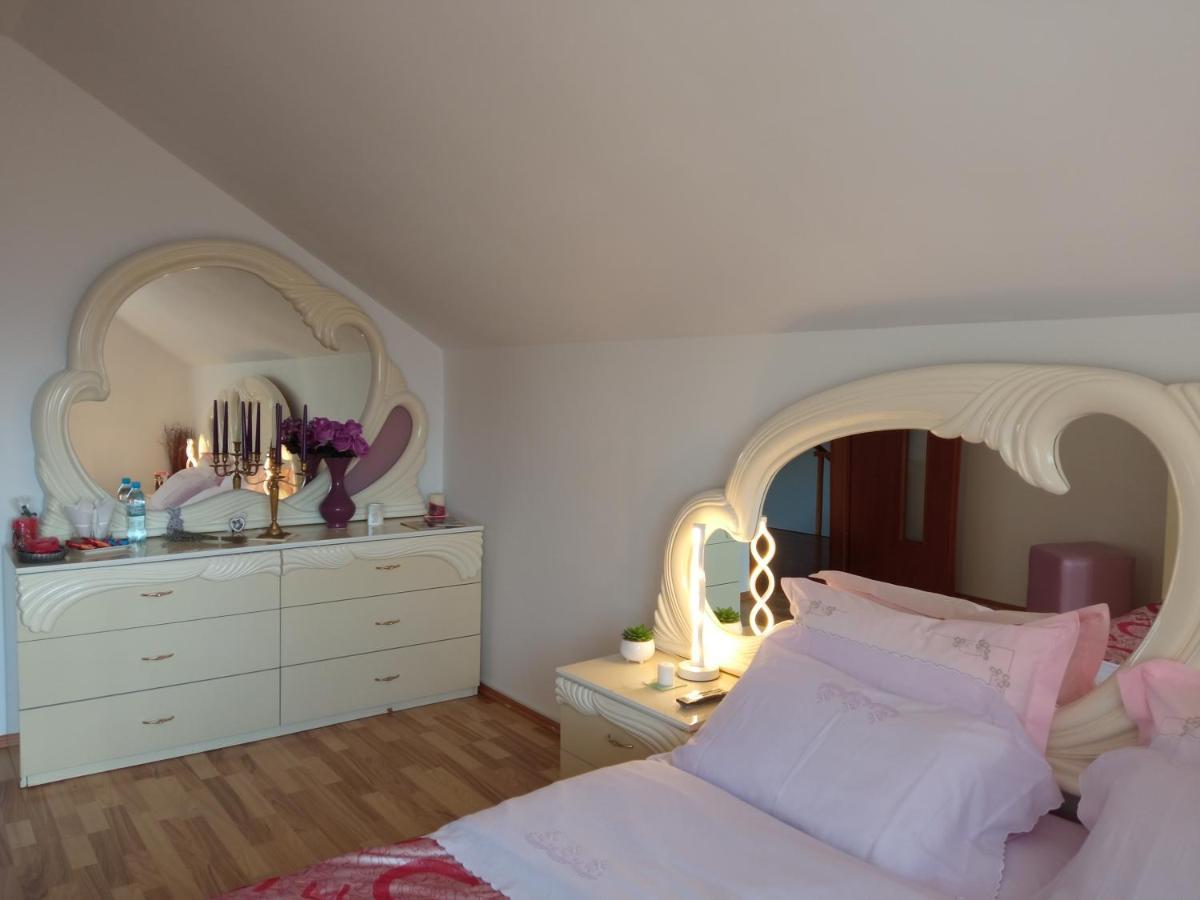 Вілла Casa Irina П'ятра-Нямц Екстер'єр фото